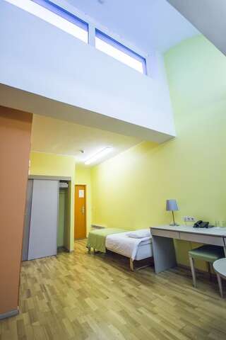 Отель Braavo Spa Hotel Таллин Двухместный номер с 2 отдельными кроватями и дополнительной кроватью; право посещения спа-салона-3